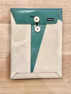 FREITAG F81 MAC SLEEVE 13 ラップトップスリーブ 美品 FREITAG F81 MAC SLEEVE 13 - メルカリ