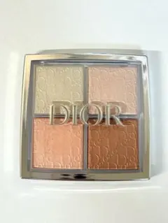 ディオール バックステージ フェイス グロウ パレット 002 グリッツ