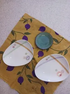 【未使用品】ポーセラーツオーバル皿2枚&美濃焼豆皿1枚★お節句にも★最終価格