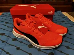 新品•未使用　PUMA FLEX RACER ランニングシューズ 25.5cm