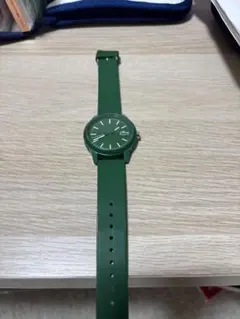 LACOSTE ラコステ 腕時計 グリーン　電池切れのサムネイル