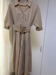 スナイデル　ベージュ シャツワンピース