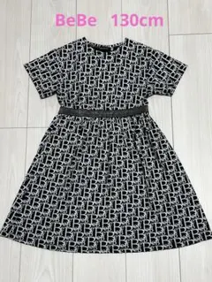 BeBe 半袖 ワンピース 総柄 ブラック ホワイト　130cm