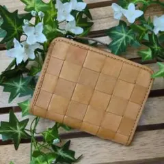 未使用　新品　ズッケロ　牛革　折財布　レディース　箱付　ブラウン　本革　二つ折りのサムネイル