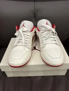 Air Jordan スニーカー ホワイト/レッド