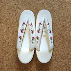 花柄刺繍 ホワイト レディース草履