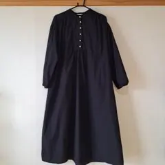 黒のシャツワンピース（長袖）