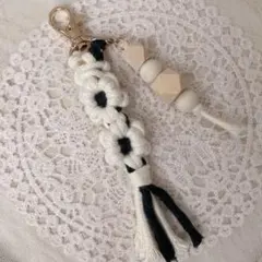 マクラメキーホルダー 花 バッグチャーム 韓国 ナチュラル ハンドメイド 星