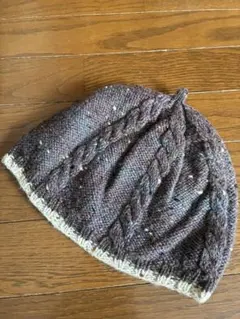 ニット帽　ケーブル編み 紫系