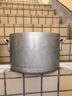 アルミ寸胴鍋 49cm 大容量 業務用 中古 炊き出し アルミ寸胴鍋 49cm 大容量 業務用 中古 炊き出し - メルカリ