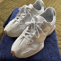 New Balanceニューバランス　24.5B WS327BG