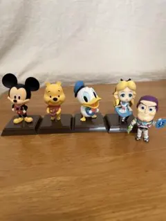 ディズニー　フィギュア