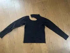 黒 オフショルダー 長袖ニット　Mサイズ