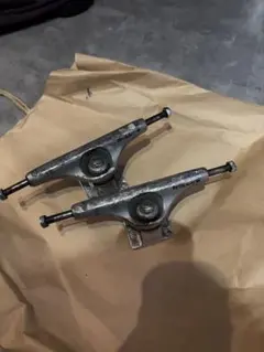 Independent HOLLOW スケートボード トラック 2個セットのサムネイル