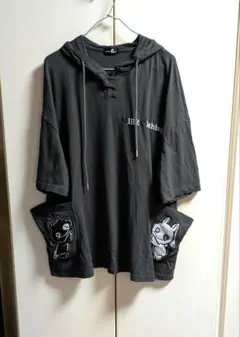 NiER Clothing フード付きTシャツ キャラクター刺繍