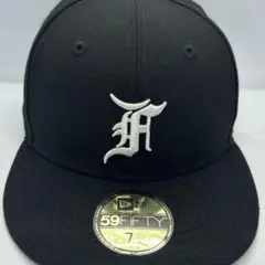 NEW ERA キャップFEAR OF GOD エッセンシャルズのサムネイル