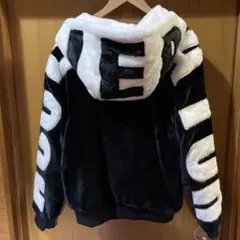 フリースジャケット M 黒/白 ロゴ入り　ファージャケット