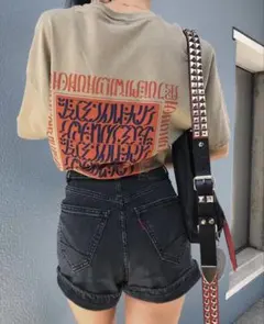 juemi ジュエミ　macciu T-shirt カーキ グラフィックTシャツのサムネイル