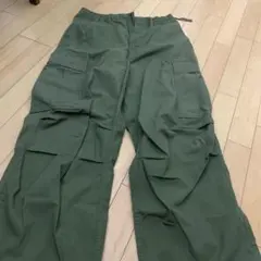 GU ジーユーカーゴパンツ Sサイズ　オリーブグリーン