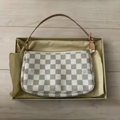 ルイヴィトン　ダミエアズールバック