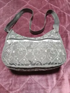 LeSportsac　ショルダーバック　グレー　花柄