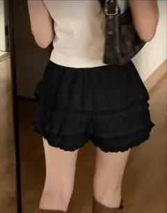 Dazyl ブラックフリルショートパンツ S