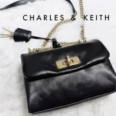 【完売品】チャールズアンドキース チェーン ショルダーバッグ Kerry ケリーのサムネイル