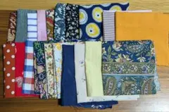 カットクロス　ハギレ　約20㎝✕20㎝ 20枚