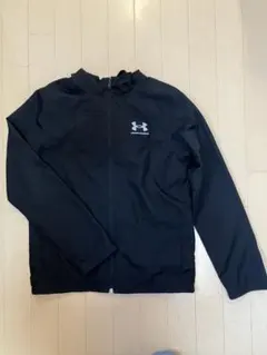 Under Armour 黒 ジャケット フード付き