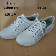 試着のみ　天然皮革　Giano Valentino スニーカー ホワイトのサムネイル