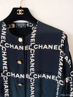 CHANEL シャネル ロングブラウス ハンガー付きのサムネイル