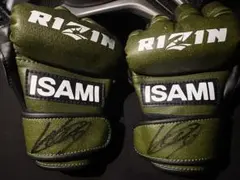 ISAMI RIZIN オープンフィンガーグローブ 堀口恭司サイン入り ISAMI RIZIN オープンフィンガーグローブ 堀口恭司サイン入り - メルカリ