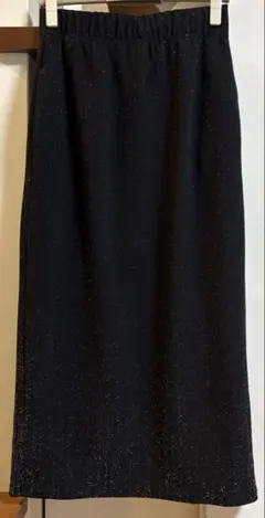 【値下げ】GU シャイニーナロースカート ブラック