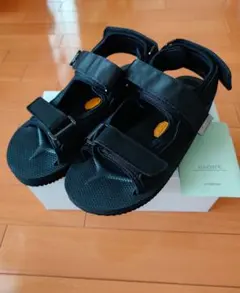【新品】別注品 SUICOKE×RayBEAMS サンダル ブラック 23のサムネイル