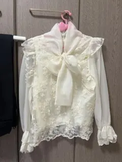 アイボリー リボン付き フリルブラウス フレンチガーリー 長袖ブラウス