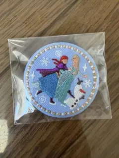 ディズニー刺繍缶バッジ アナ雪⭐︎