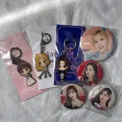 TWICE MINA（ミナ）キーホルダー3種、缶バッジ4種セット