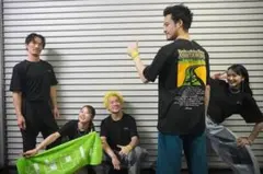 極美品　緑黄色社会　ツアーTシャツ　アジアツアー2025　オフィシャル　XLのサムネイル
