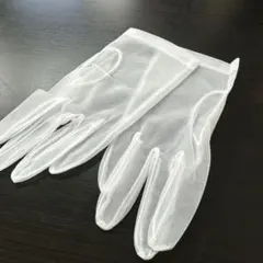 少し大きめ  ホワイトのショートグローブ 美品
