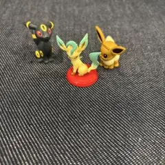 ブイズフィギュア3点