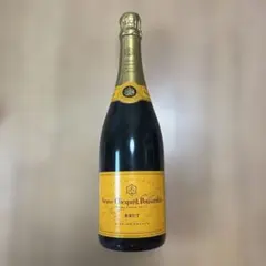 Veuve Clicquot Ponsardin Brut 750mlのサムネイル