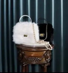 sheller ファー ミニバッグ ホワイト ブラック チェーン