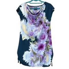 Bou Jeloud 花柄 カットソー フレンチスリーブ ドロストデザインのサムネイル