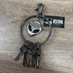BESCHWA ビシュワ エイリアン キーリング 鍵束 シルバー メタル - メルカリ