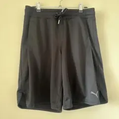Puma ブラック ショートパンツ XL