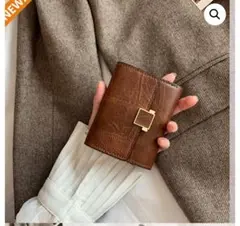 本革風 三つ折り財布 ゴールド金具付き コンパクトウォレット ブラウン 1