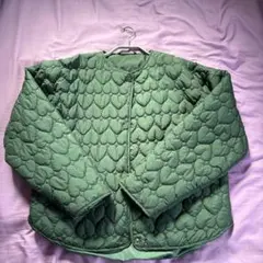 美品　ハート型キルティングジャケット グリーン　XSからS