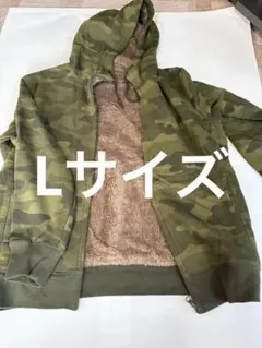 ユニクロ美品迷彩ボア裏地フルジップパーカー