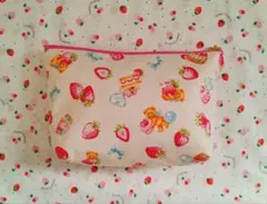 【セール】くまさん いちご ポーチ