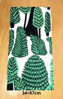 メトサンヴァキ　マリメッコ　ファブリック マリメッコ（marimekko）生地（ファブリック）メトサンヴァキ
